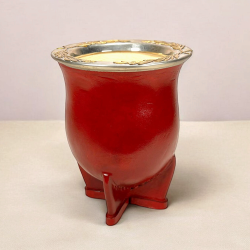 a maté calabash handmade by a craftsman. Calabash from Brazil, cowhide and alpaca virola
