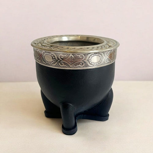 Artisanal maté calabash from Argentina. Black leather and alpaca model