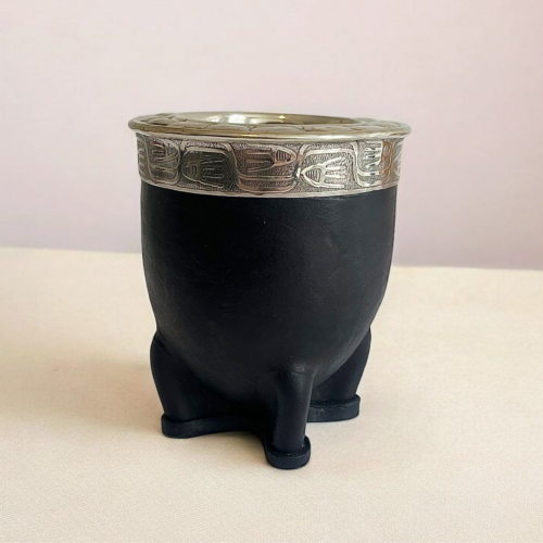 Artisanal maté calabash from Argentina. Black leather and alpaca model