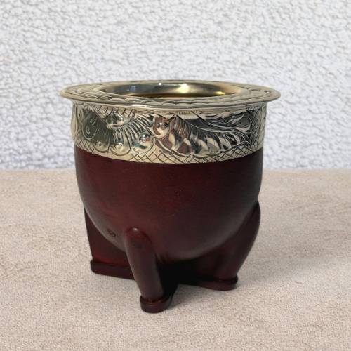 Calebasse à maté impérial artisanale noisette en cuir avec virola en alpaca